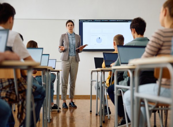 Centra edukacyjne i kursy specjalistyczne